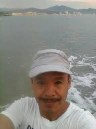 Carlos A. (47 años)